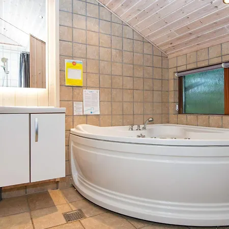 Dom wakacyjny Luxury Retreat In Bork - By Traum